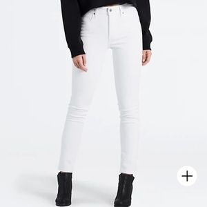 Levi’s 721 High Rise Skinny Jeans